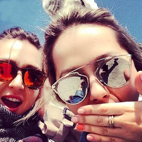 Οι γυναίκες γυαλιά ηλίου