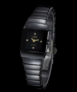 Мъжки и дамски часовници черен цвят