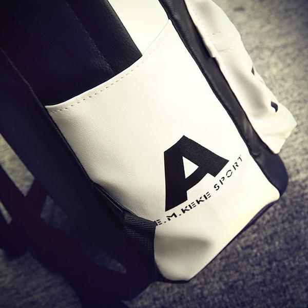 Σακίδιο ανδρικό κατάλληλο για την  καθημερινή ζωή - 1 μοντέλο