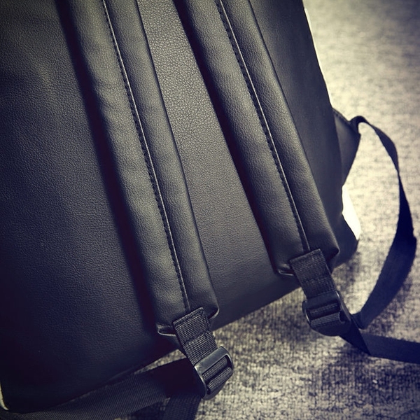 Σακίδιο ανδρικό κατάλληλο για την  καθημερινή ζωή - 1 μοντέλο
