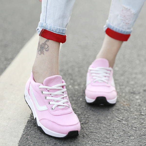 Спортни обувки за жени - сиви, черни, лилави, червени - топ модели за тичане и бягане