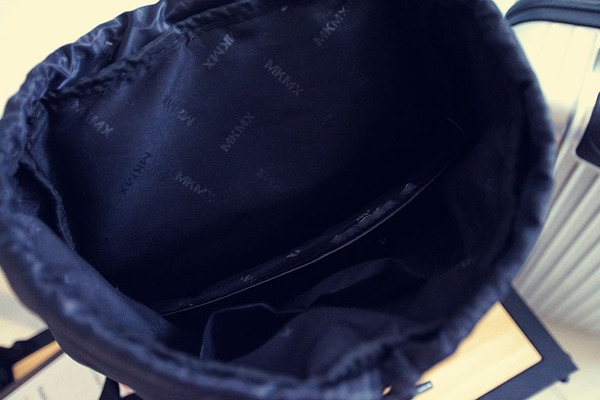 Σακίδια ανδρών σε κορυφαία χρώματα - μπλε και μαύρο