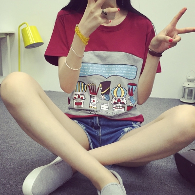 Λεπτό καλοκαίρι T-shirt για νεαρές κυρίες σε διάφορα χρώματα