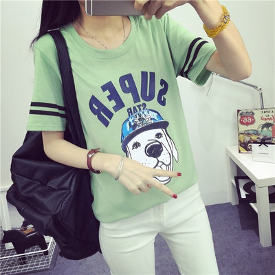 Λεπτό καλοκαίρι T-shirt για νεαρές κυρίες σε διάφορα χρώματα