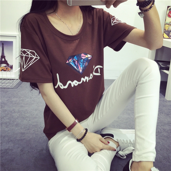 Λεπτό καλοκαίρι T-shirt για νεαρές κυρίες σε διάφορα χρώματα