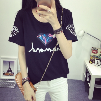 Λεπτό καλοκαίρι T-shirt για νεαρές κυρίες σε διάφορα χρώματα