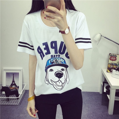 Λεπτό καλοκαίρι T-shirt για νεαρές κυρίες σε διάφορα χρώματα