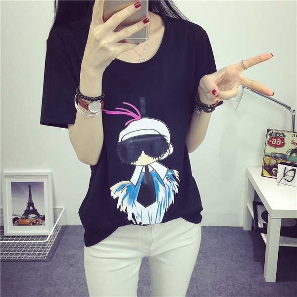 Λεπτό καλοκαίρι T-shirt για νεαρές κυρίες σε διάφορα χρώματα