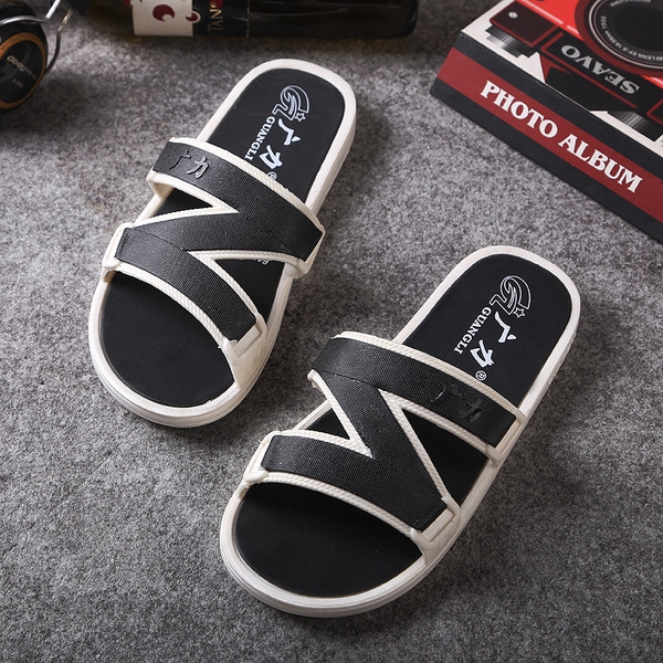 Ανδρικές για το καλοκαίρι παντόφλες - 3 μοντέλα