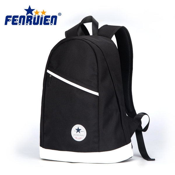 Σακίδια ανδρικά σε μαύρο και μπλε - διαφορετικά μοντέλα