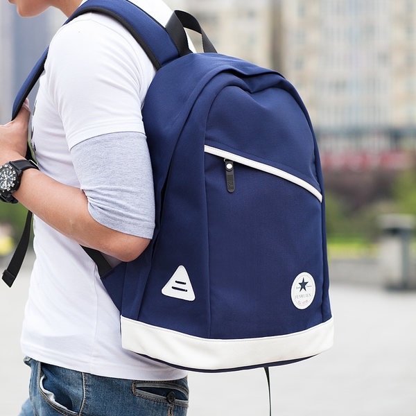 Σακίδια ανδρικά σε μαύρο και μπλε - διαφορετικά μοντέλα