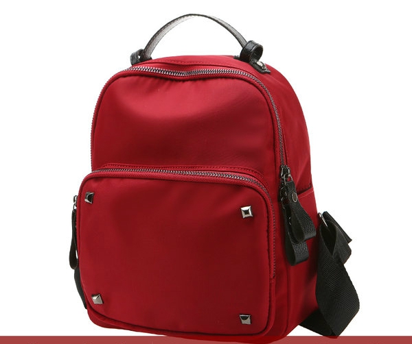 Γυναικεία αδιάβροχα σακίδια σε τρία χρώματα - μαύρο, κόκκινο και μπλε