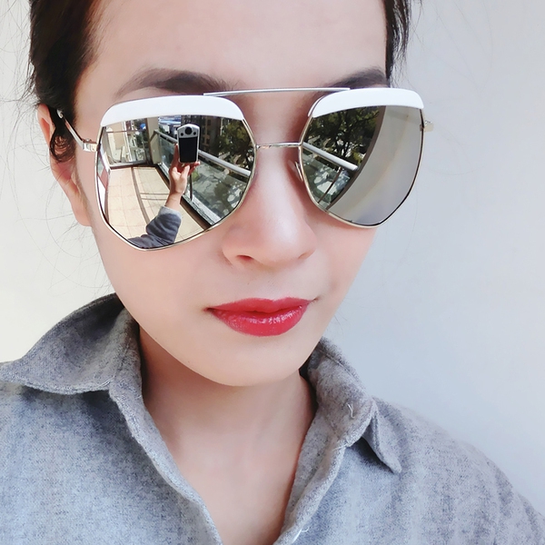 Огледални слънчеви очила