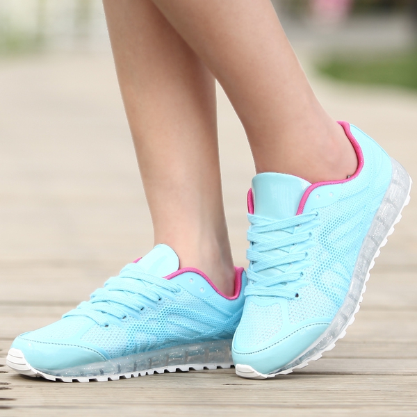 Дамски пролетни и летни обувки за джогинг, тичане и бягане - три мрежести модела - удобни и дишащи