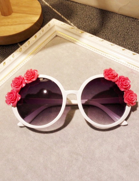 Дамски слънчеви очила над 10 различни модела