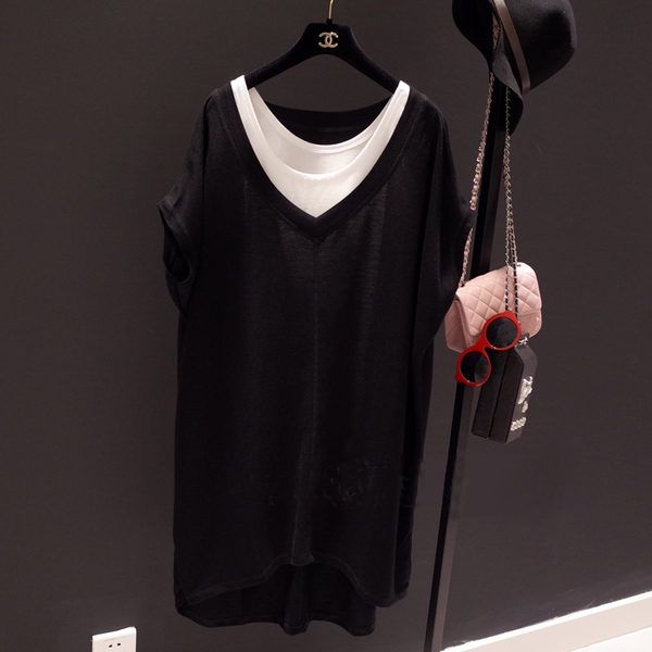 T-shirt για τις έγκυες γυναίκες σε τρία χρώματα.