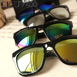 Мъжки слънчеви очила с UV защита - огледални стъкла