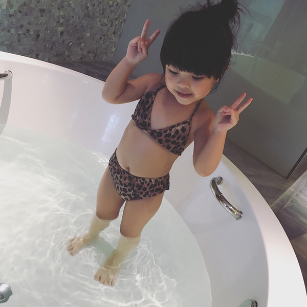 Детски леопардов бански костюм за момичета