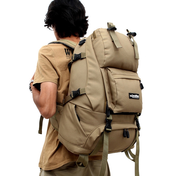 Мъжки чанти подходящи за туризъм и алпинизъм 