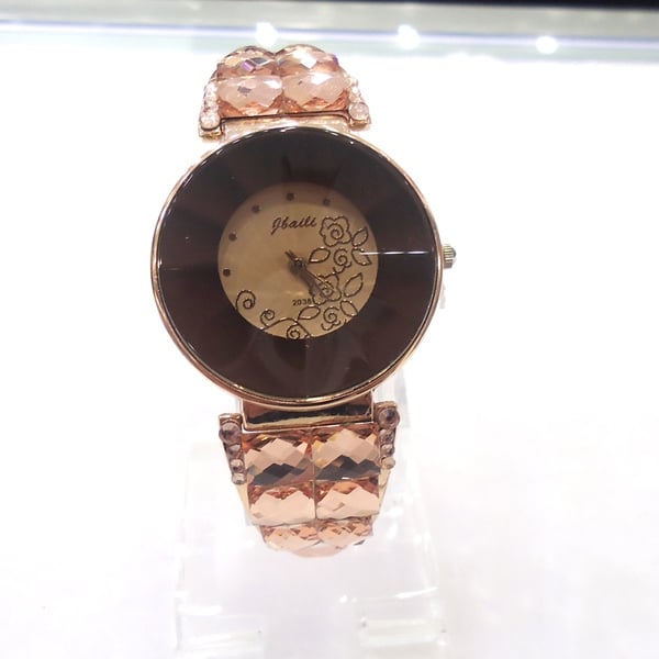 Дамски часовник с кристал