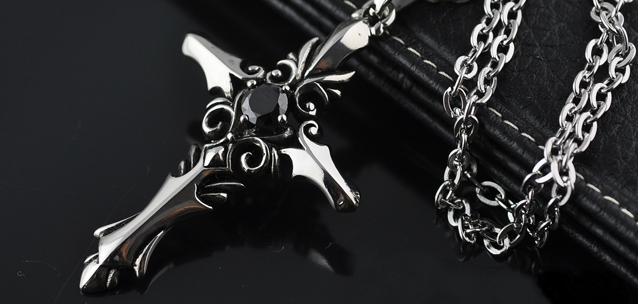 Ανδρικά κολιέ με μαύρο, κόκκινο, μπλε και λευκό κρύσταλλο - 4 μοντέλα