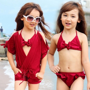 Бански костюм за момичета червен от три части 