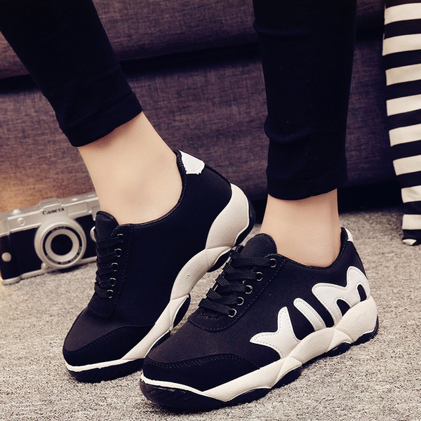 Дамски кежуал обувки подходящи за ежедневие, лек спорт и бягане - 2 модела в черно