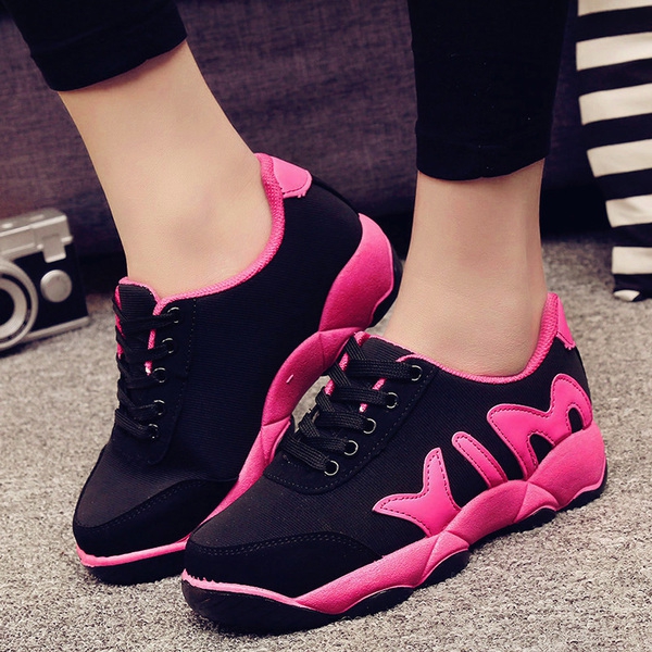 Дамски кежуал обувки подходящи за ежедневие, лек спорт и бягане - 2 модела в черно