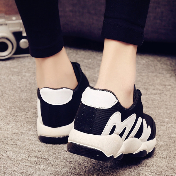 Дамски кежуал обувки подходящи за ежедневие, лек спорт и бягане - 2 модела в черно