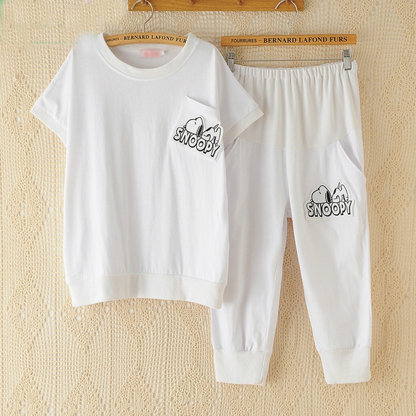 Σετ για το καλοκαίρι για τις έγκυες  σε μαύρο και άσπρο.