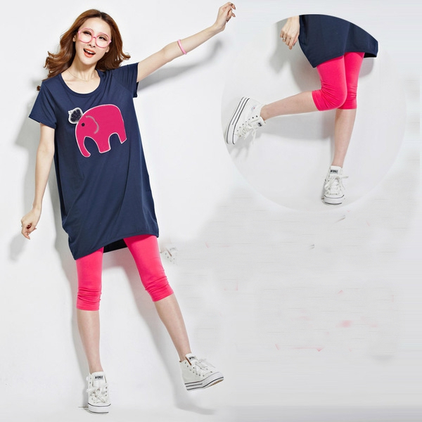 Σετ για το καλοκαίρι για τις έγκυες κολάν και χιτώνα σε διαφορετικούς συνδυασμούς χρωμάτων.