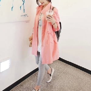 Ανοιξηάτικο  παλτό για έγκυες σε ροζ χρώμα.