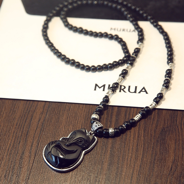 Γυναικεία δαχτυλίδια σε πολλά διαφορετικά μοτίβα και χρώματα