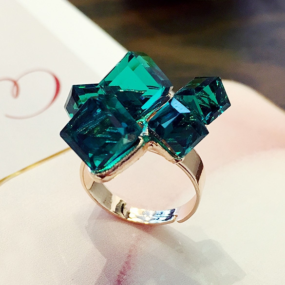 Γυναικείο δαχτυλίδι - κρύσταλλο