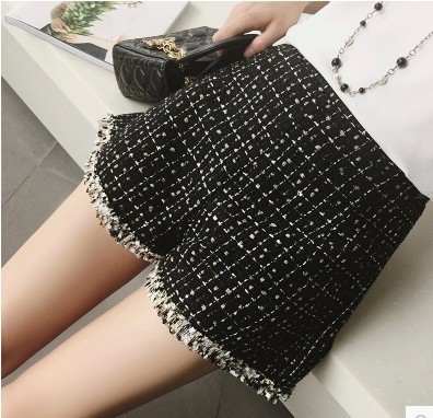 Δέκα μοντέλα σορτς Έγκυος ποικιλία χρωμάτων και σχεδίων.