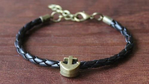 Различни видове дамски гривни-13 модела