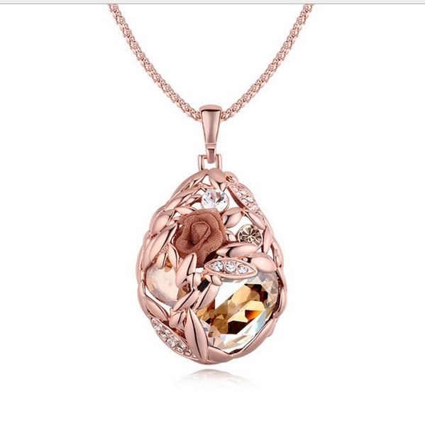 Γυναικέιο κολιέ - μενταγιόν με πέτρα και λουλούδι