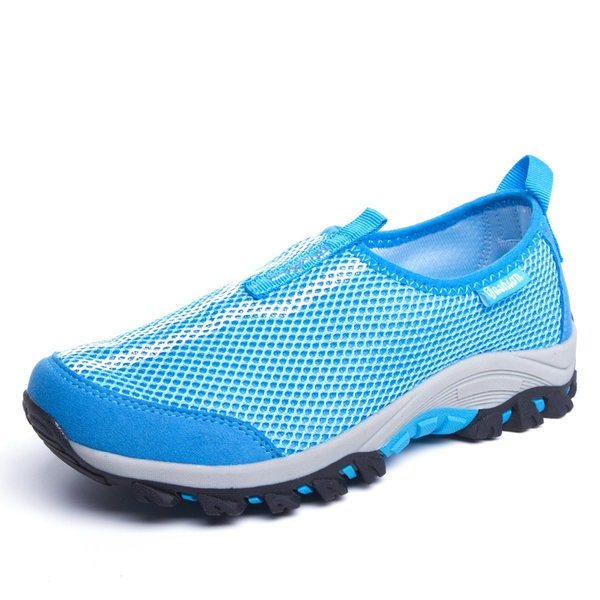Мрежести дишащи туристически обувки за мъже и жени - 20 топ летни модела - сини, розови, сиви