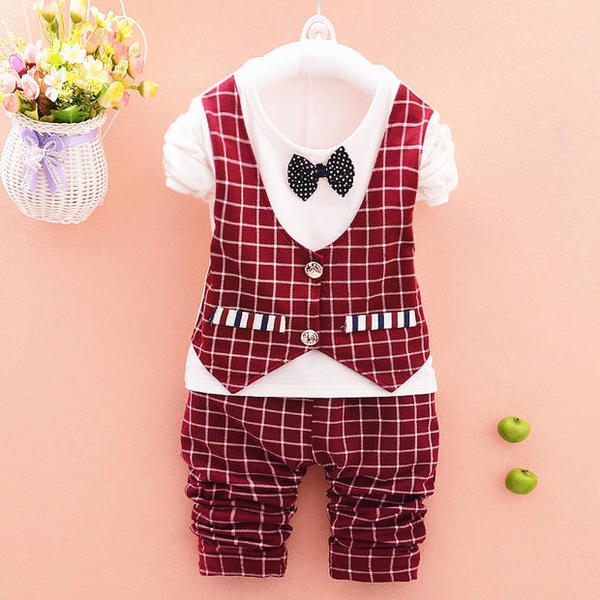 Детски комплекти за момчета и момичета: над 10 различни модела