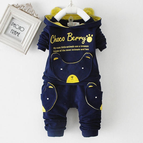 Детски комплекти за момчета и момичета: над 10 различни модела