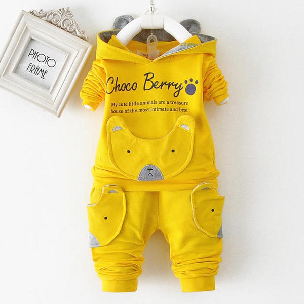 Детски комплекти за момчета и момичета: над 10 различни модела