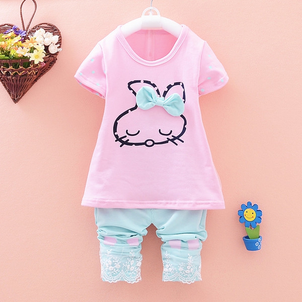 Детски комплекти за момчета и момичета: над 10 различни модела