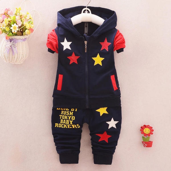 Детски комплекти за момчета и момичета: над 10 различни модела