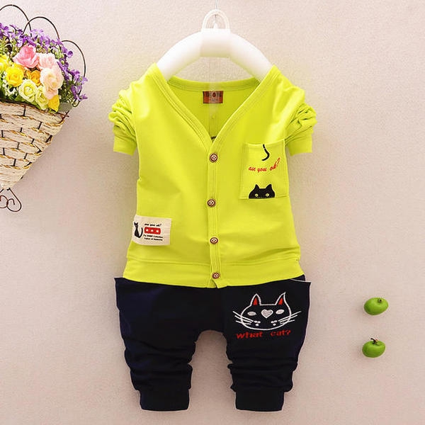 Детски комплекти за момчета и момичета: над 10 различни модела