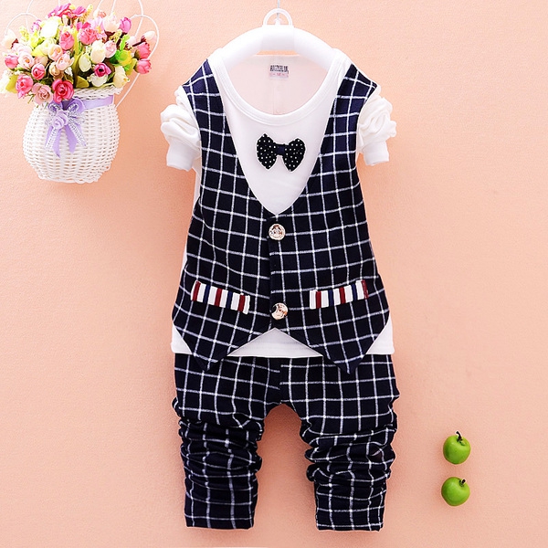 Детски комплекти за момчета и момичета: над 10 различни модела