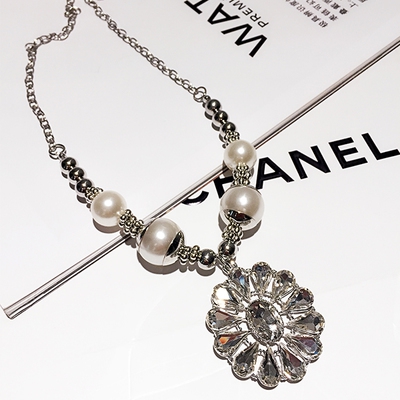 Γυναικεία κολιέ σε διαφορετικά χρώματα-22 σχέδια