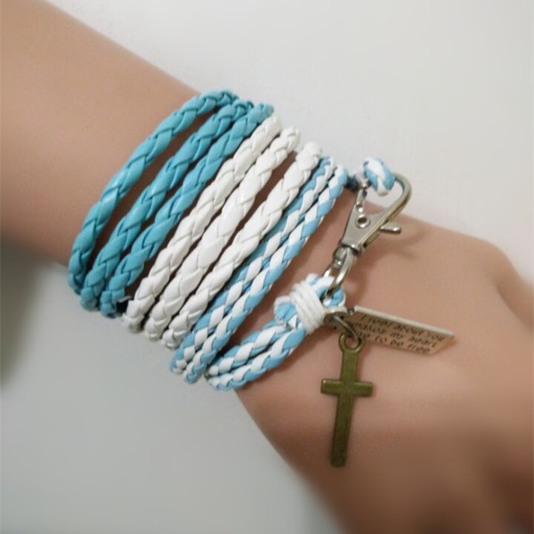 Ανδρικά βραχιόλια σε μαύρο, μπλε, λευκό και μαύρο χρώμα