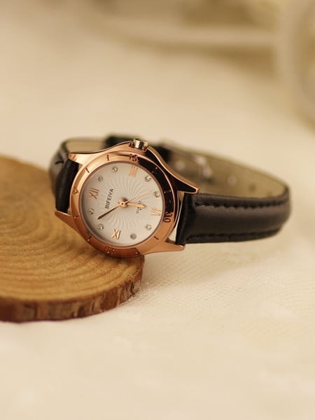 Γυναικεία ρολόγια 2 μοντέλα δύο χρωμάτων