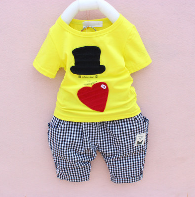 Παιδικά κοστούμια για αγόρια και κορίτσια - 32 μοντέλα.