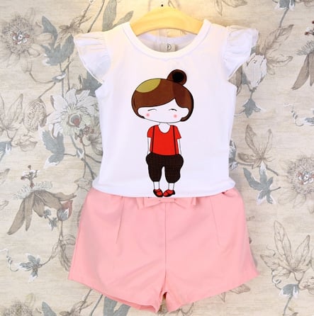 Παιδικά κοστούμια για κορίτσια - πέντε μοντέλα.